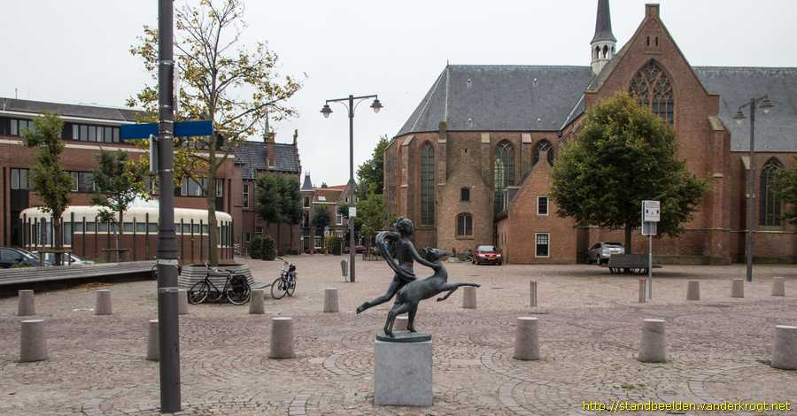 Noordwijk-Binnen - Rennend Naakt met Hinde