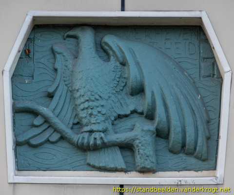 Rotterdam - Reliëfs sprookjes, (on)deugden en speelkaarten