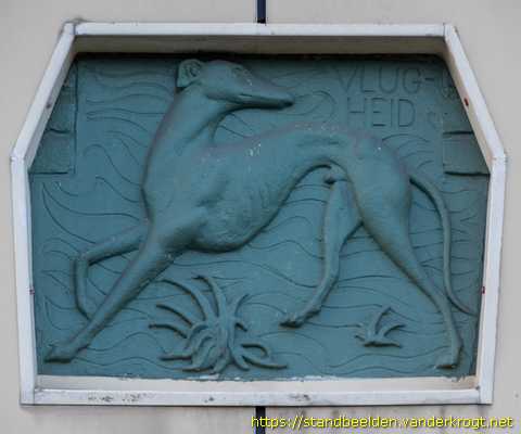 Rotterdam - Reliëfs sprookjes, (on)deugden en speelkaarten