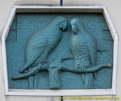 Rotterdam - Reliëfs sprookjes, (on)deugden en speelkaarten