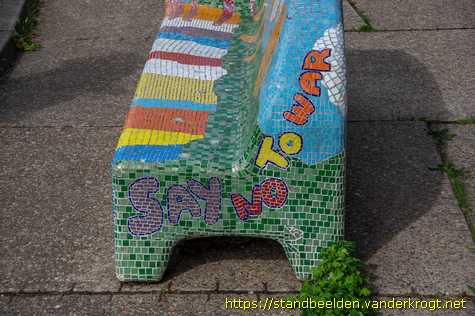 Rotterdam Heijplaat - Social Sofa 'Vrijheid'
