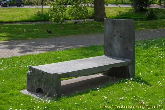Schiedam - Bank, Tafel en Stoel