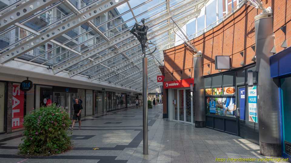 Vlaardingen - Vliegerende jongen