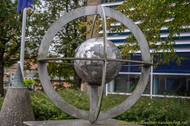 Vlaardingen - Kunstwerk politiebureau