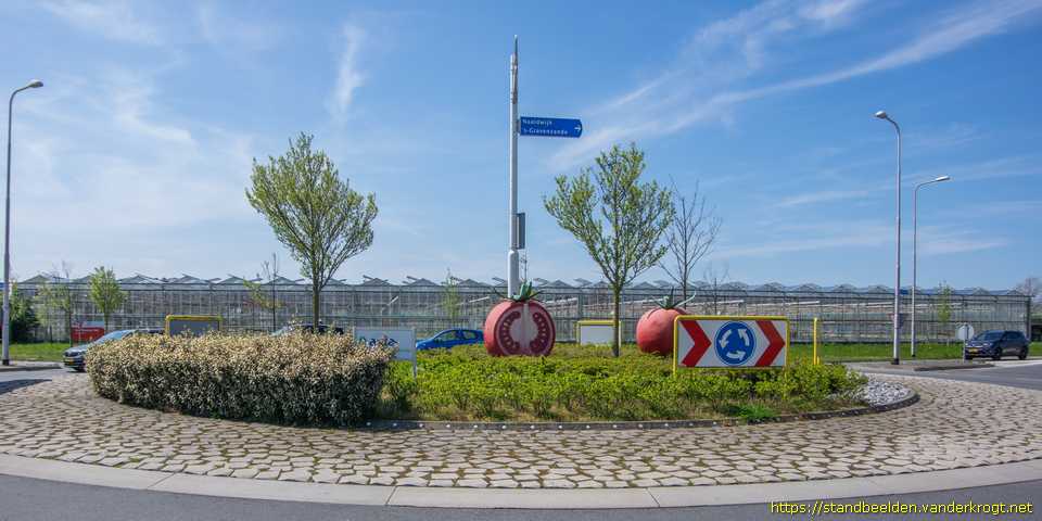 Naaldwijk - Anderhalve tomaat