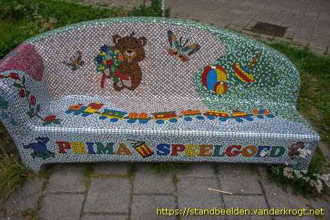 Zoetermeer - Social Sofa 'Prima Speelgoed'