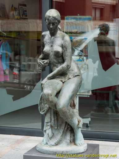 Sant Julià de Lòria /  Banyista nua