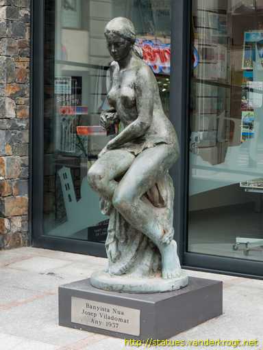 Sant Julià de Lòria /  Banyista nua