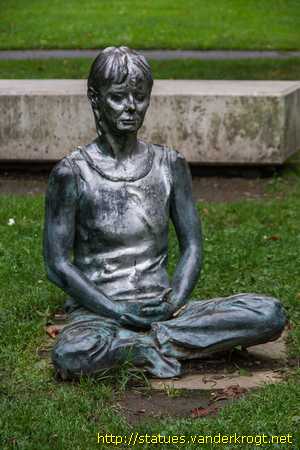 Graz /  Wasserdenkmal Goldwasser