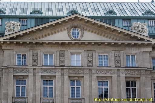 Wien /  Erfinder und Allegorien der Landwirtschaft und Industrie