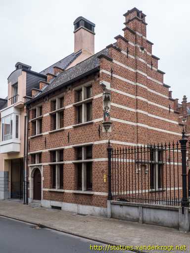 Turnhout /  Maria met Kind