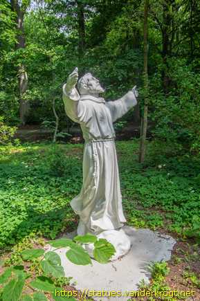 Meersel-Dreef /  Kapucijner monnik met gespreide armen