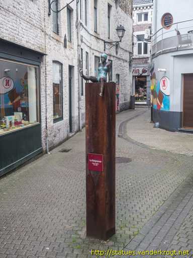Huy /  La baigneuse