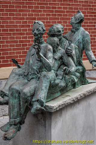 Maaseik /  Kaal, Lui, Lekker en Hovaardig