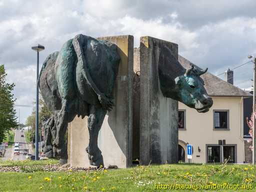 Ciney /  Le rond-point des Vaches