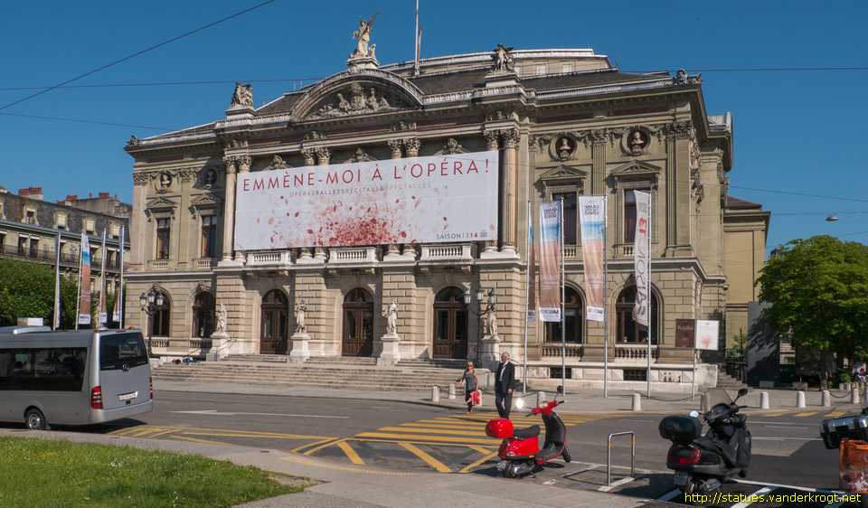 Genève /  Statues et bustes au Grand Théâtre