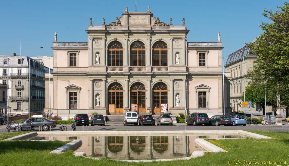 Genève /  Statues et portraits à la Conservatoire Conservatoire de Musique