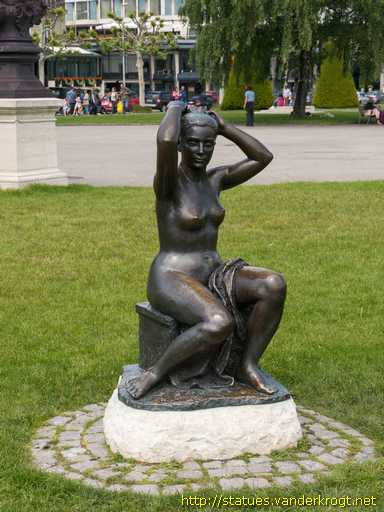 Genève /  Après le bain ou Sylvie sortant du bain