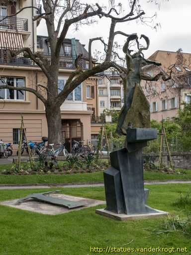 Vevey /  Equilibre et son ombre