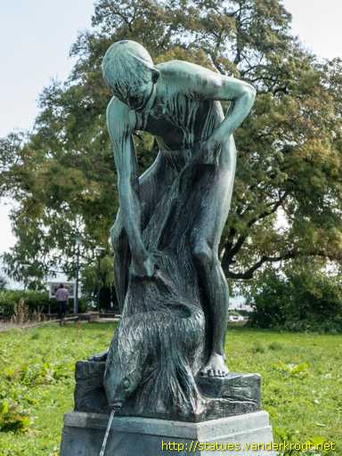 Zürich /  Fischer-Brunnen