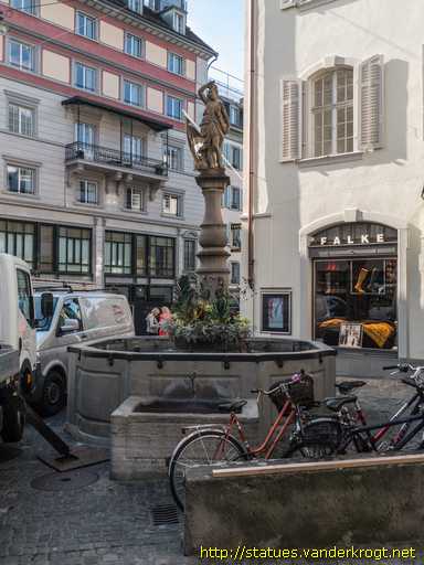 Zürich /  Amazonenbrunnen