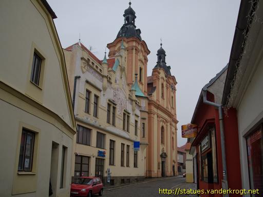 Nepomuk /  Sochy svatých na Kostel Svatého Jana Nepomuckého