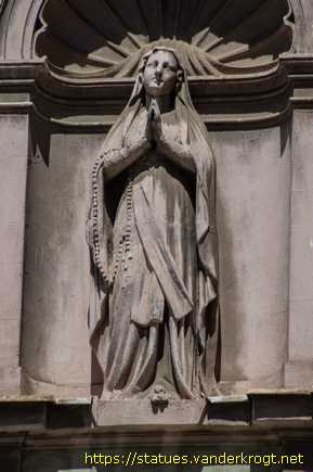 Praha /  Svatá Marie z Lurd