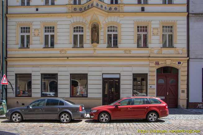Praha /  Svatá Marie s dítětem