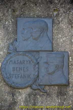 Kostelec nad Černými lesy /  Pomník zakladatelů čsl. státu