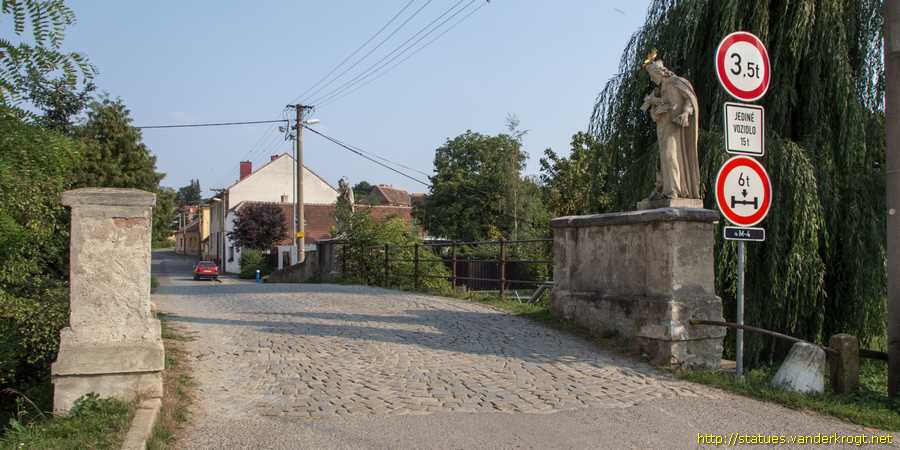Moravské Budějovice /  Svatí Jan Nepomucký a Jan Sarkander