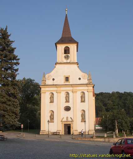 Náměšť nad Oslavou /  Sochy svatých na Kostel Svatého Jana Křtitele