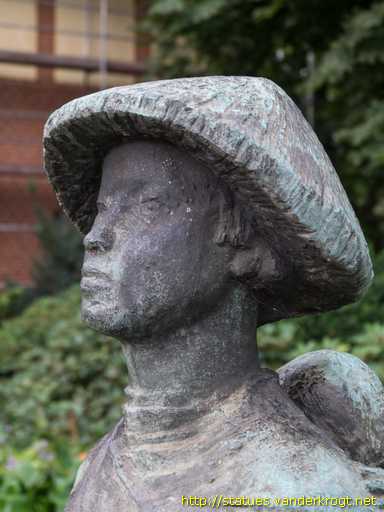 Berlin /  Vietnamesische Mutter mit Kind