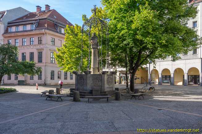 Berlin /  Gründungsbrunnen oder Wappenbrunnen
