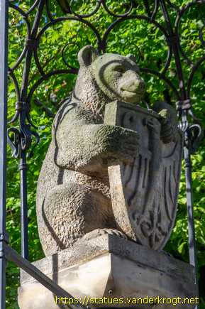 Berlin /  Gründungsbrunnen oder Wappenbrunnen
