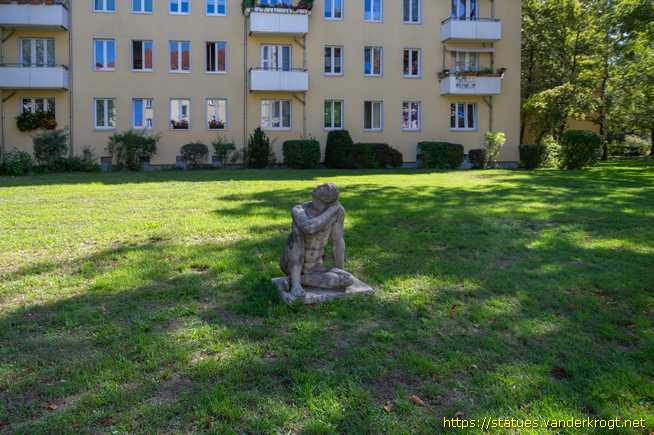 Berlin /  Sitzender