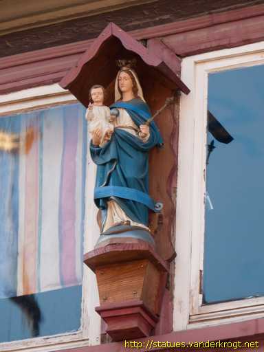 Buchen (Odenwald) /  Hausmadonna