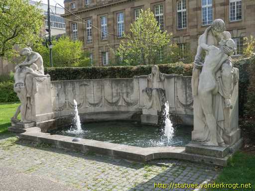 Stuttgart /  Schicksalsbrunnen