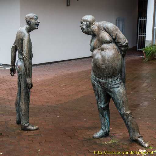 Tübingen /  Auseinandersetzung