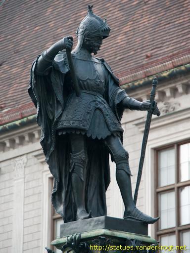 München /  Wittelsbacher-Brunnen mit Otto I von Wittelsbach