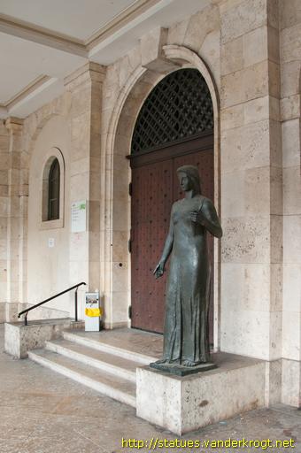 München /  Frauenfigur