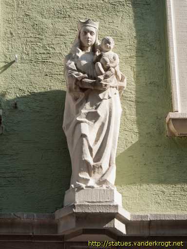 Würzburg /  Hausmadonna