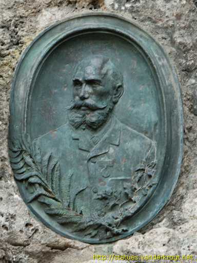 Würzburg /  Lindahl-Brunnen