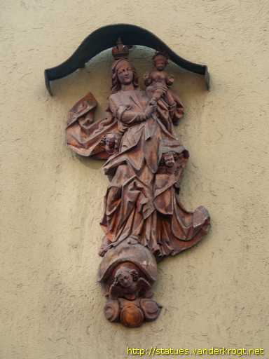 Würzburg /  Hausmadonna