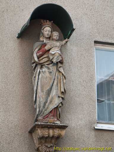 Heidingsfeld /  Hausmadonna