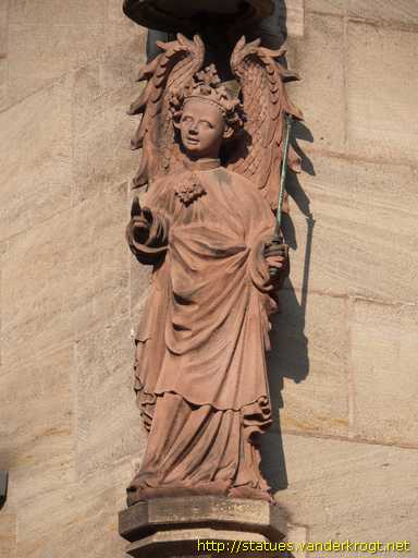 Nürnberg /  Gekrönte Engel