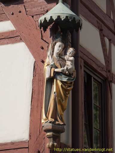 Nürnberg /  Hausmadonna