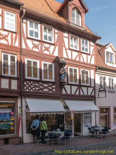Miltenberg /  Hausmadonna