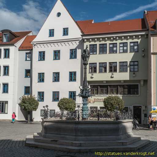 Kempten (Allgäu) /  Rathausbrunnen