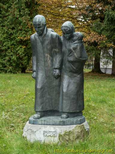 Neugablonz /  Vertriebenendenkmal