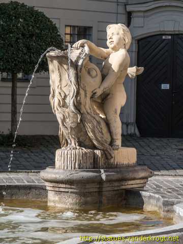 Eichstätt /  Junge mit Fisch